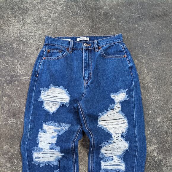 Pull Bear Mom Jeans Womens 4 Blue Pants Distressed Baggy Cuffed Dark Waist 26 - Picture 2 of 9